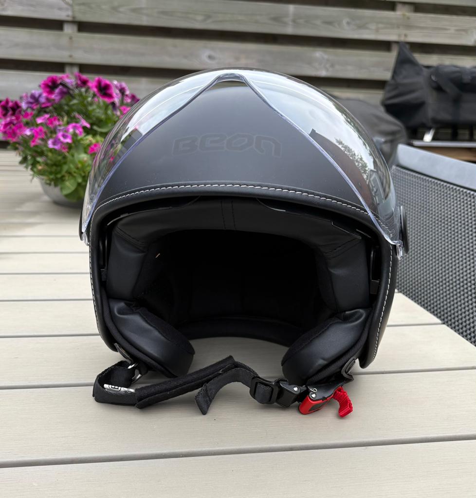 Nieuwe Beon brommer/scooter helm. Zwart maat XL,, Ophalen, Nieuw, Extra large of groter