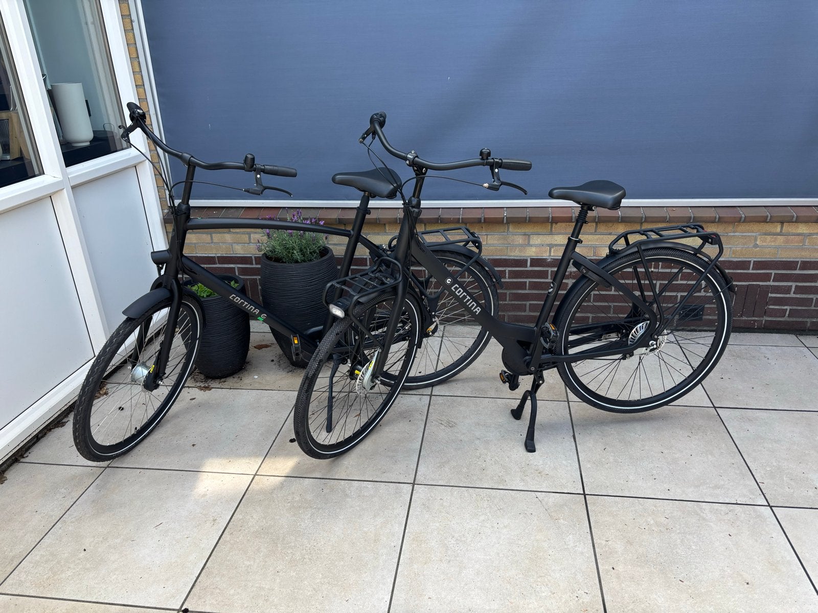 Set Damesfiets + Herenfiets Cortina, Fietsen en Brommers, Fietsen | Dames | Damesfietsen, 53 tot 56 cm, Versnellingen, Zo goed als nieuw