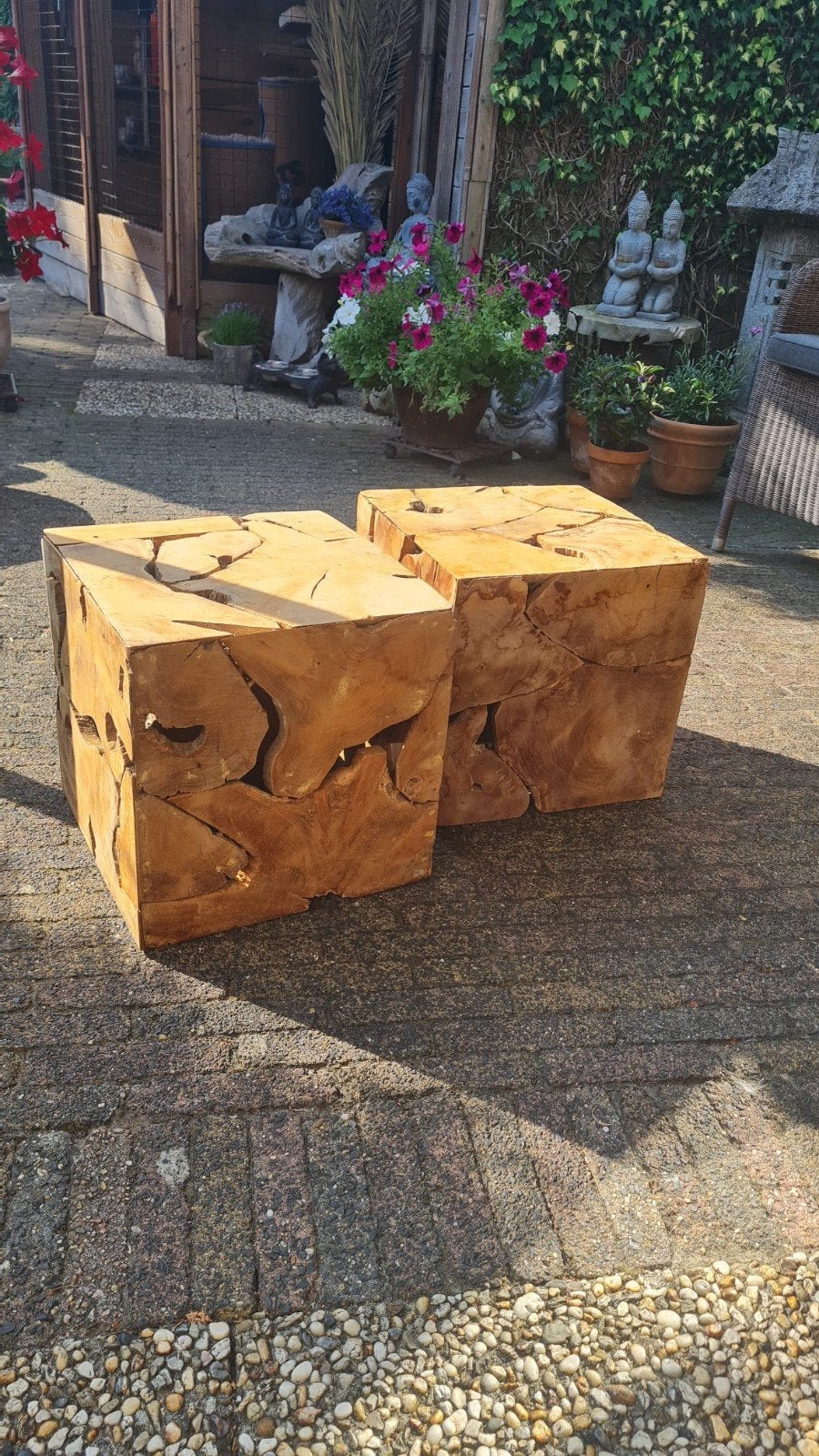 Twee teakhouten bijzettafels, Huis en Inrichting, Woonaccessoires | Kisten, Ophalen, Minder dan 50 cm, Gebruikt, 50 tot 100 cm