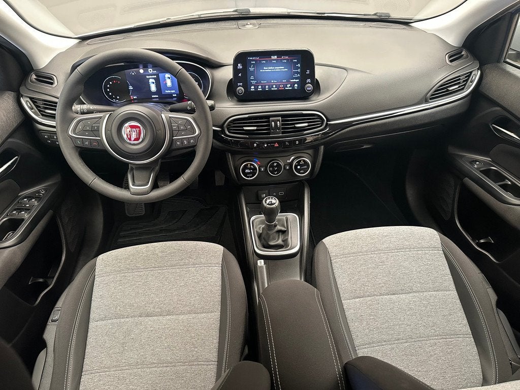 Fiat Tipo 1.0 Cross, Auto's, Fiat, 12 maanden, 101 pk, Gebruikt, 4 stoelen