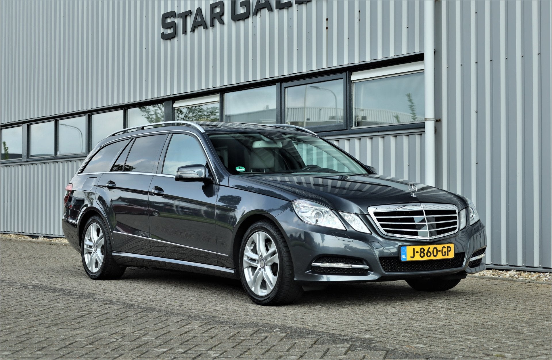 Mercedes-Benz E-Klasse Estate E 250 CGI Avantgarde 59037km, Auto's, Mercedes-Benz, Automaat, Euro 5, Achterwielaandrijving, Gebruikt