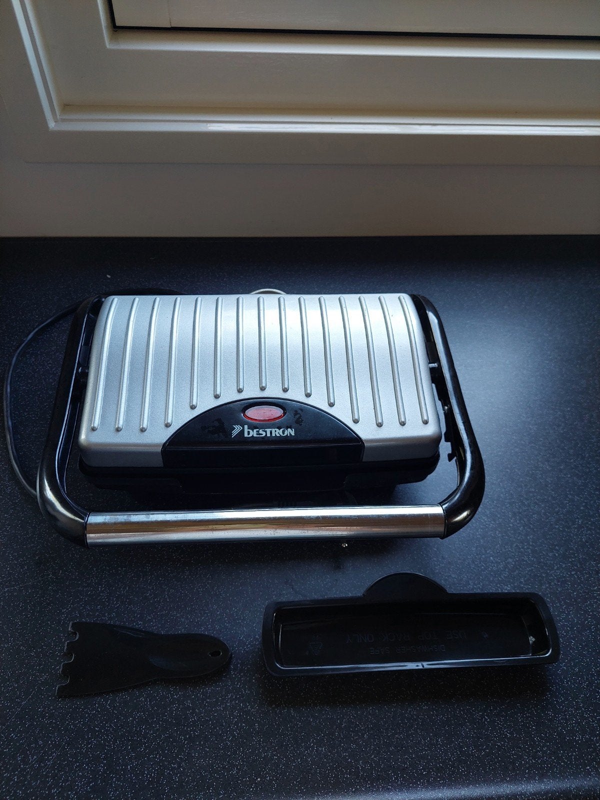 Bestron - contactgrill DSW29/SW-29A -, Ophalen, Gebruikt