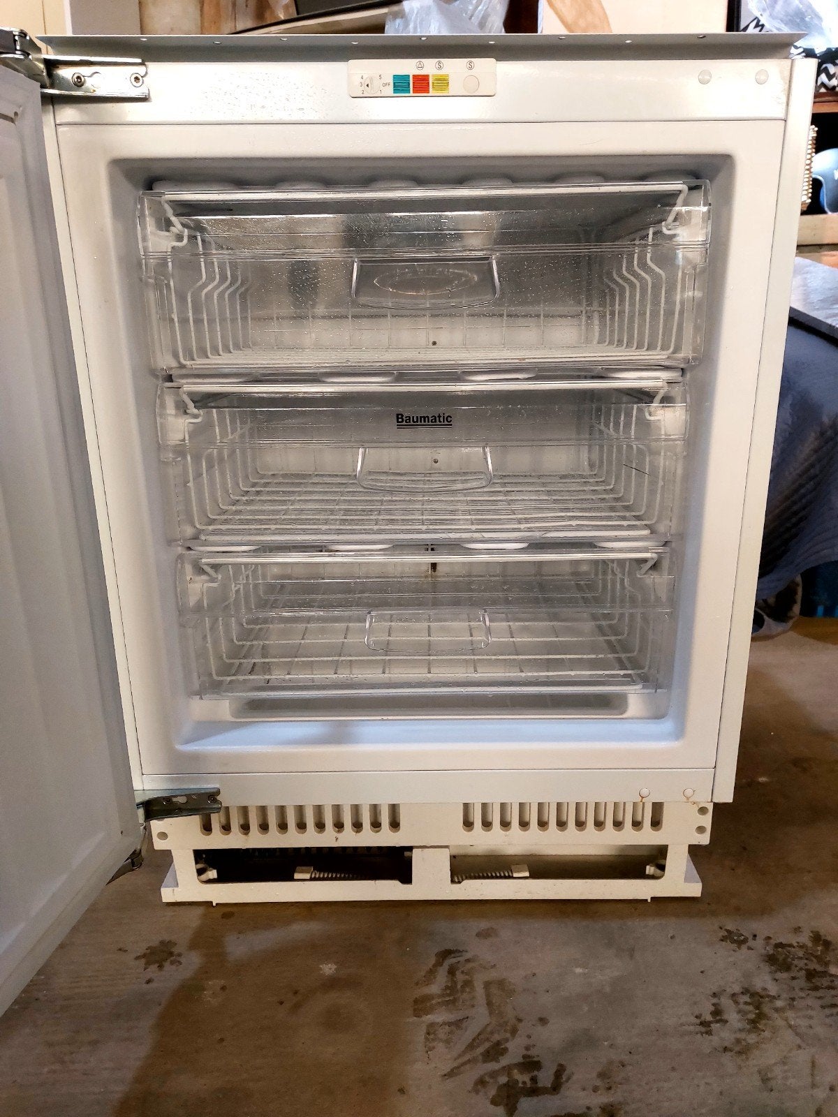 Baumatic Inbouw Vriezer, Witgoed en Apparatuur, Vriezers en Diepvrieskisten, Gebruikt, Minder dan 85 cm, Inbouw, 60 tot 90 cm