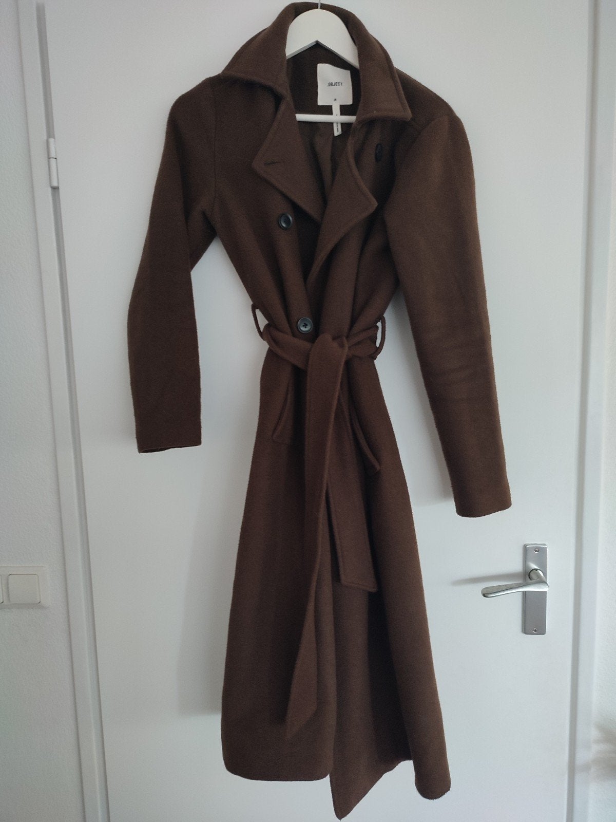 donkerbruine lange jas / trenchcoat van Object maat s, Ophalen of Verzenden, Zo goed als nieuw, Maat 38/40 (M), Bruin