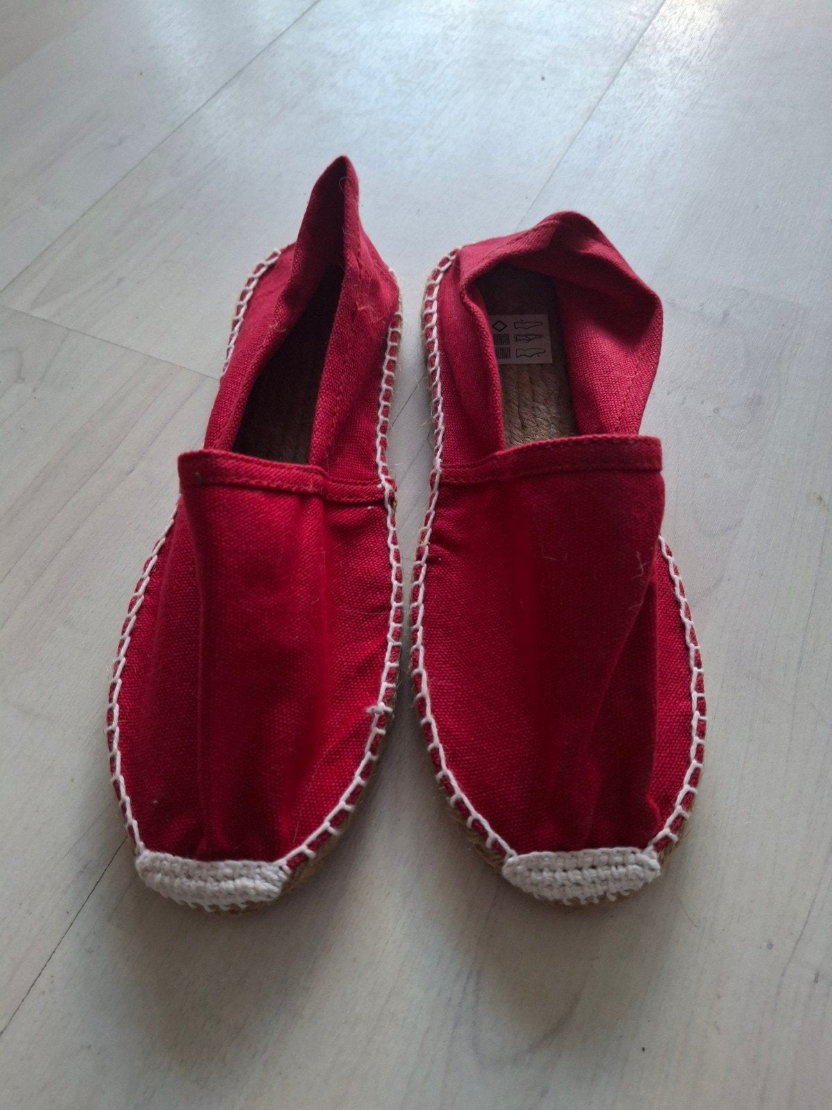 Rode Espadrilles Maat 39   nieuw, Nieuw, Ophalen of Verzenden, Espadrilles of Moccasins, Rood