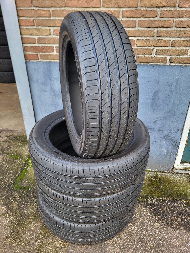 4 x 225/55/19 Michelin E-primacy NIEUW 400,- Incl montage !