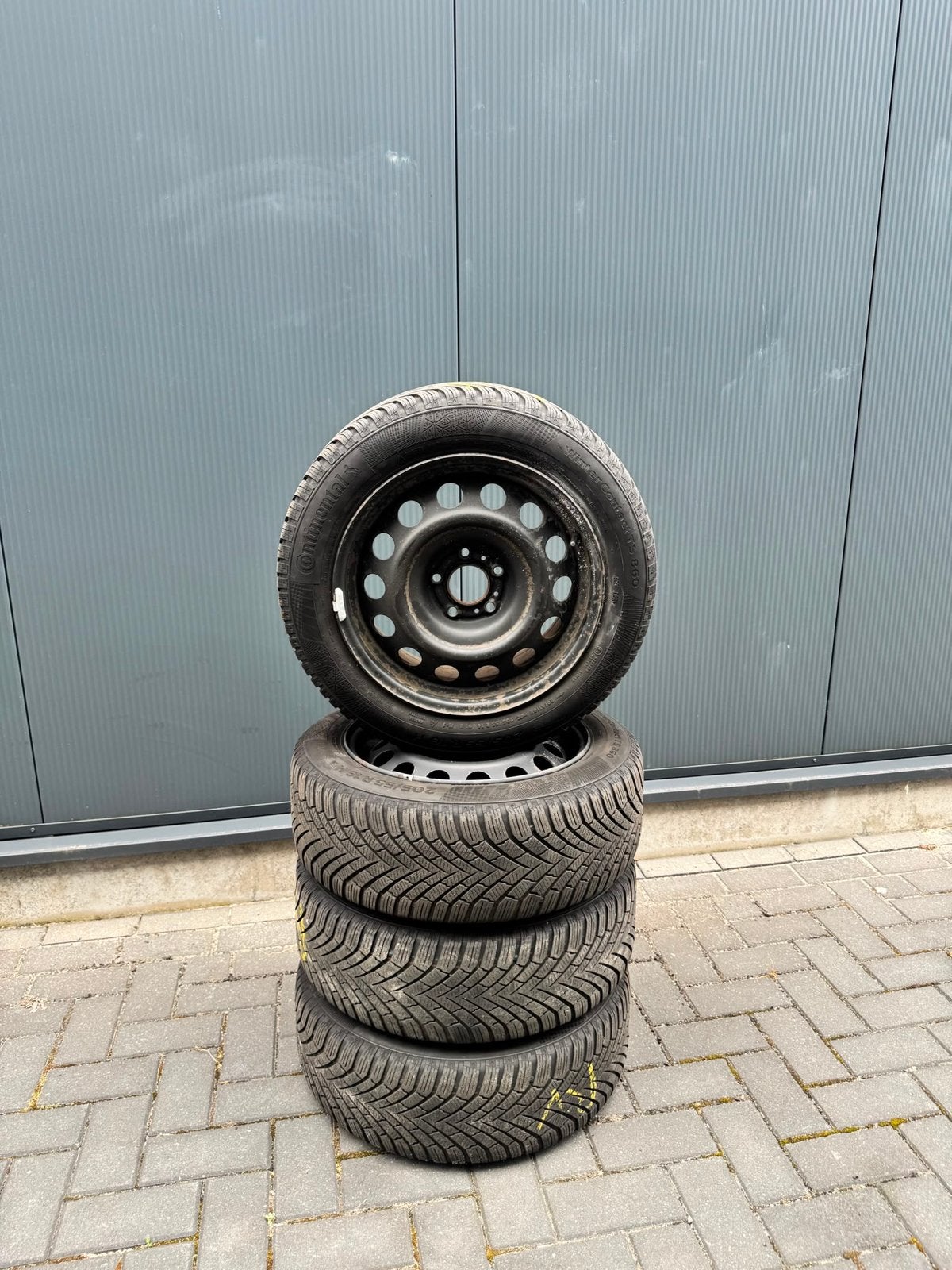 Continental winterbanden op stalen velgen voor Peugeot 308, Ophalen, Gebruikt, 16 inch, Banden en Velgen