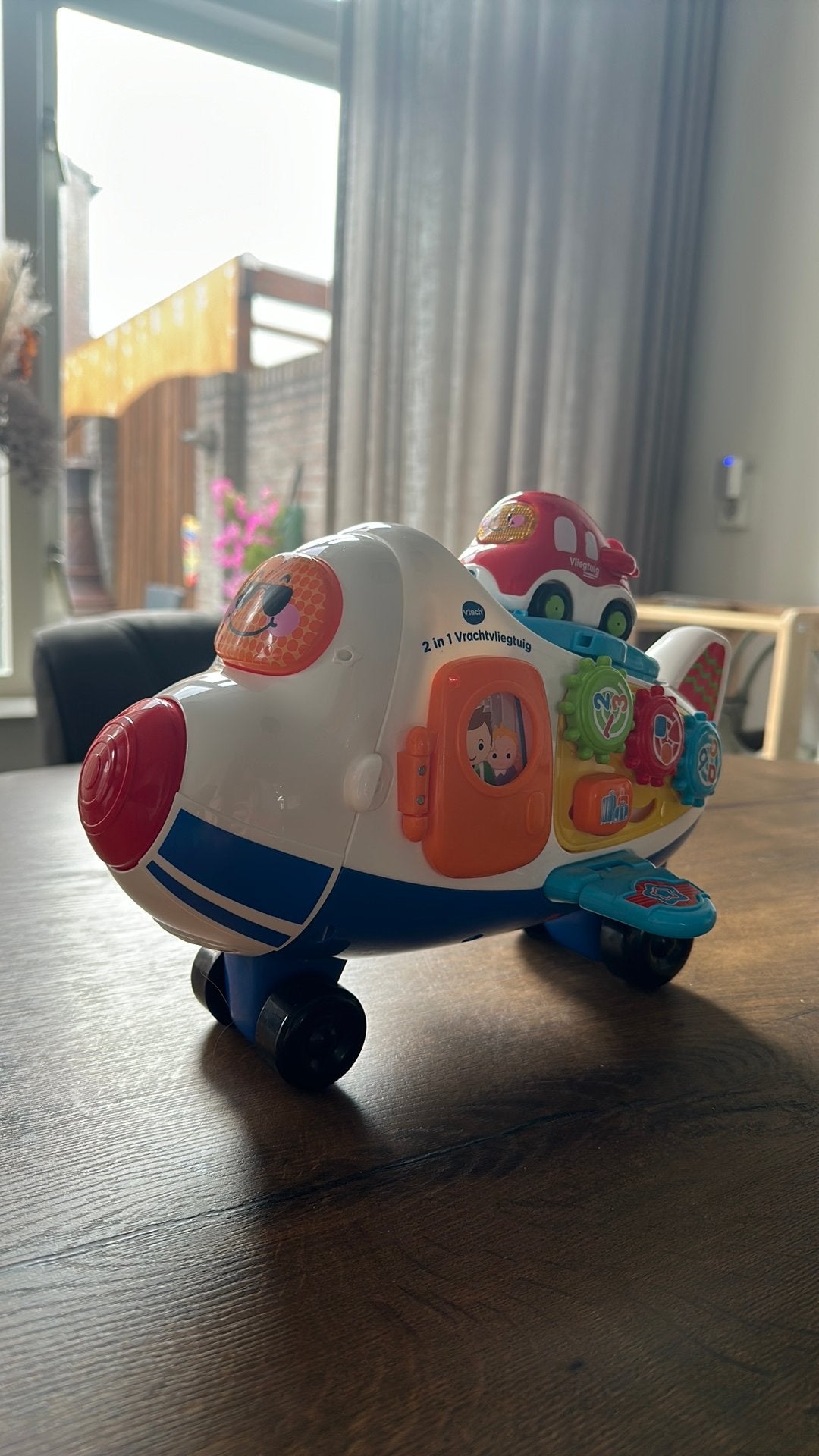 VTech 2 in 1 vrachtvliegtuig, Ophalen, Zo goed als nieuw, 6 maanden tot 2 jaar