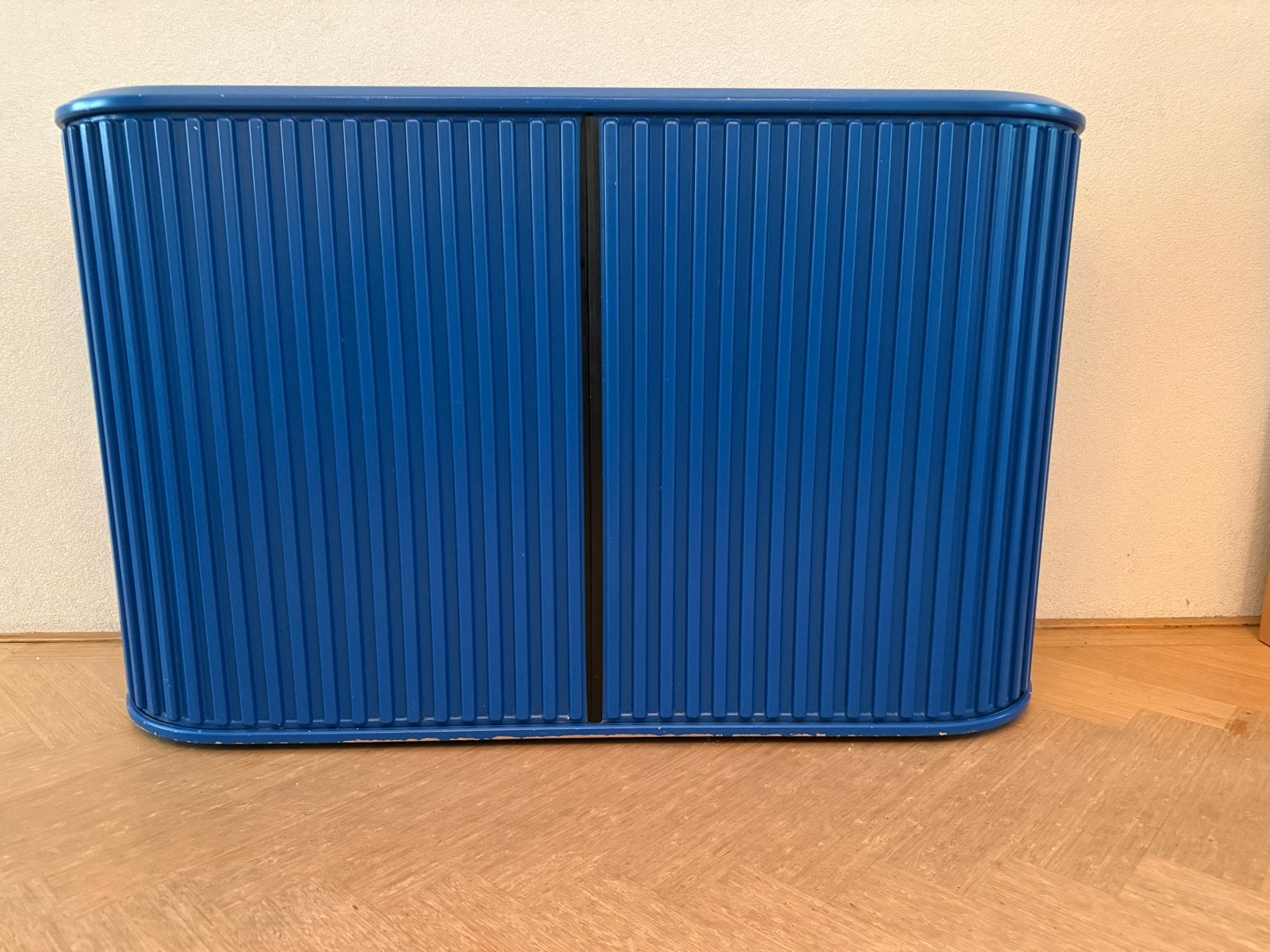 Dressoir in de stijl van de Pastoe A’dammer – blauw, Huis en Inrichting, Ophalen, Gebruikt, 100 tot 150 cm, Dressoir in de stijl van de Pastoe A’dammer – blauw