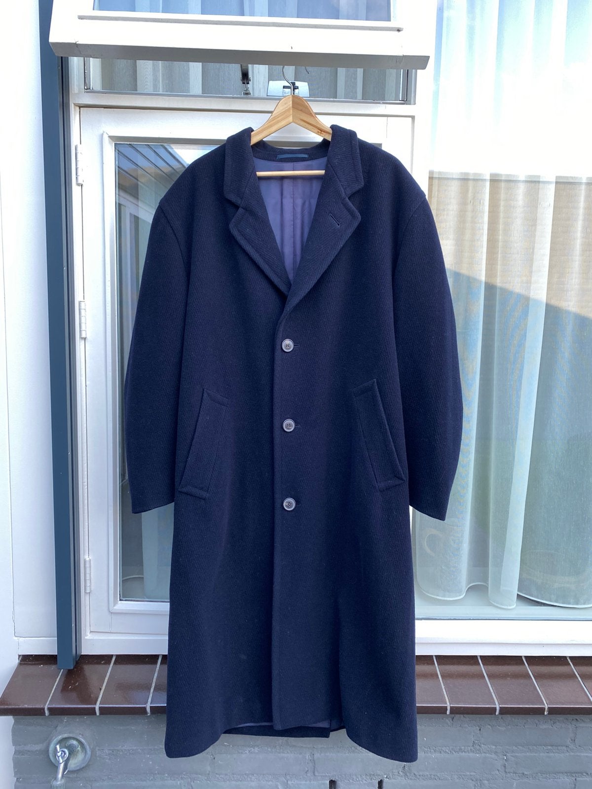Hugo Boss donkerblauwe winterjas, Ophalen of Verzenden, Zo goed als nieuw, Maat 46/48 (XL) of groter, Blauw