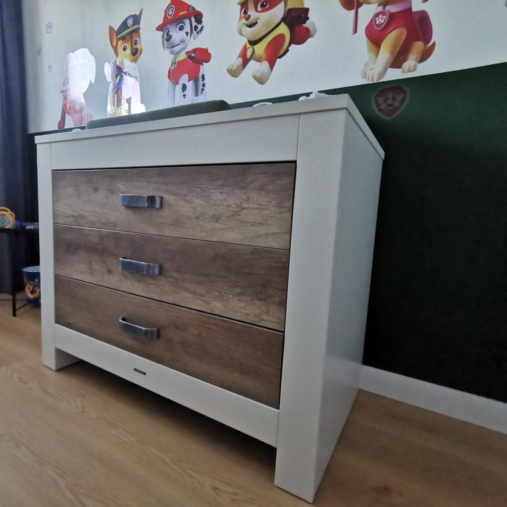 Long Island Ledikant en Commode - Kidsmill, Huis en Inrichting, Ophalen, Zo goed als nieuw, Eenpersoons, Stapelbed