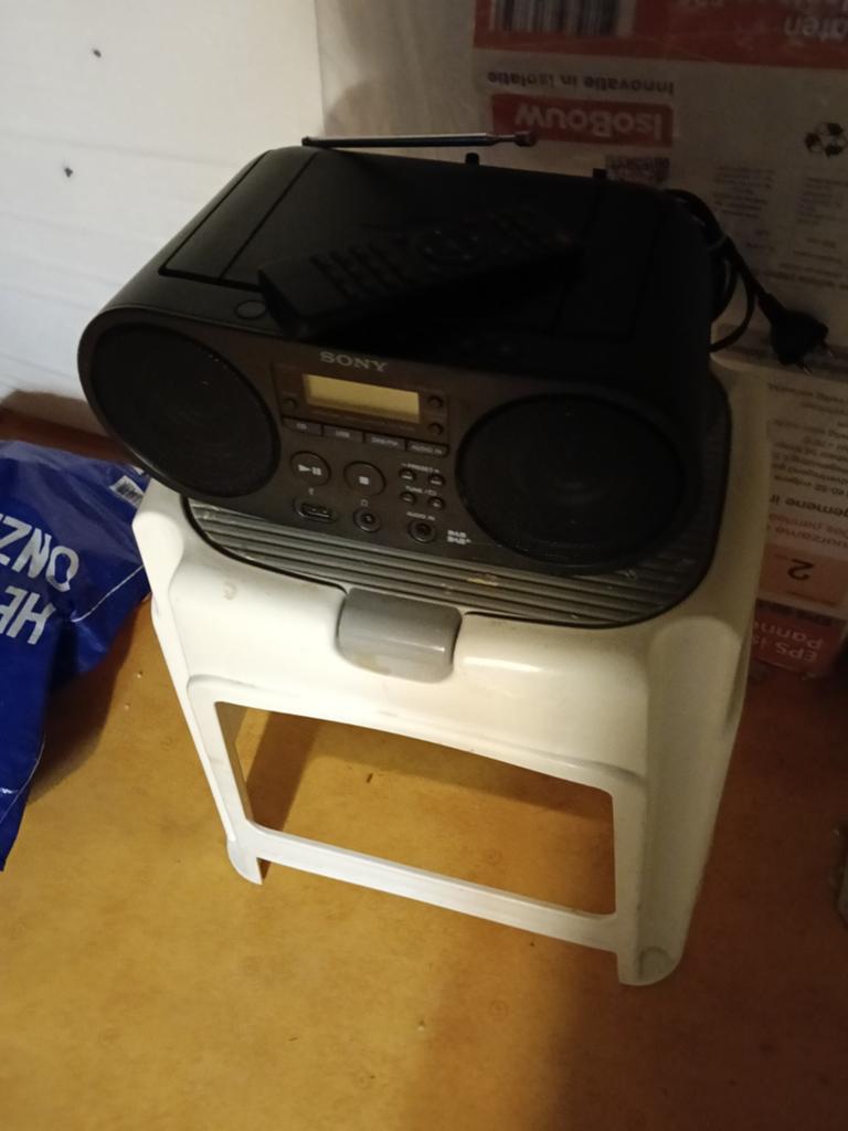 Sony dab+ radio voor thuis met usb type zs55b, Audio, Tv en Foto, Radio's, Ophalen of Verzenden
