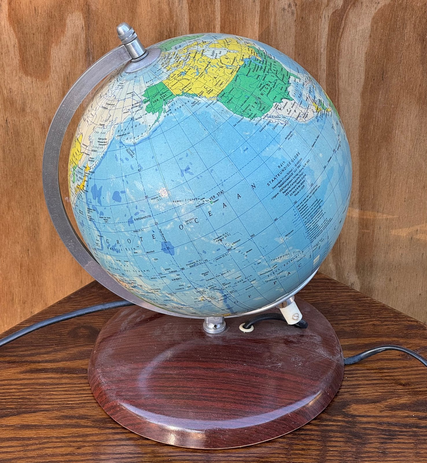 Wereldbol lamp, N, Ophalen of Verzenden, N, N