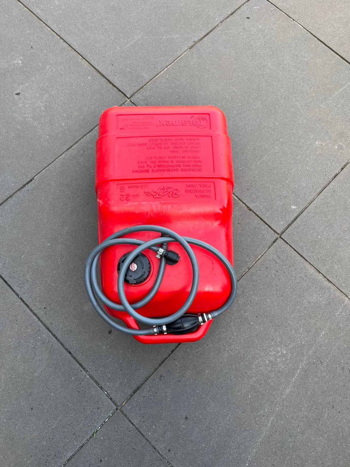 Benzinetank benzine tank, Watersport en Boten, Ophalen of Verzenden, Zo goed als nieuw, Motor en Techniek