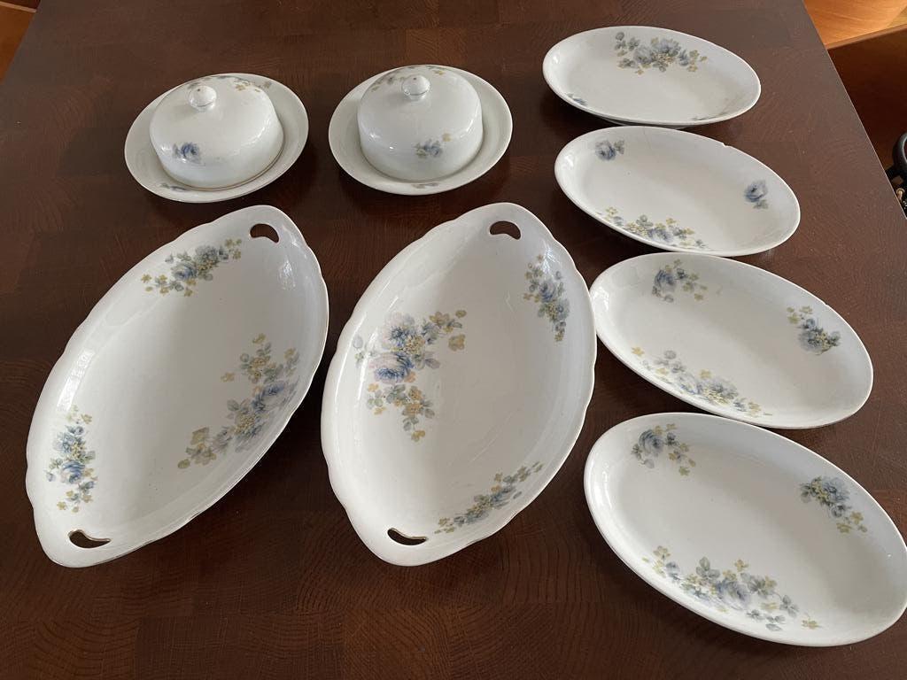 Victoria Czechoslovakia servies 6 schalen en 2 botervloten, Ophalen of Verzenden