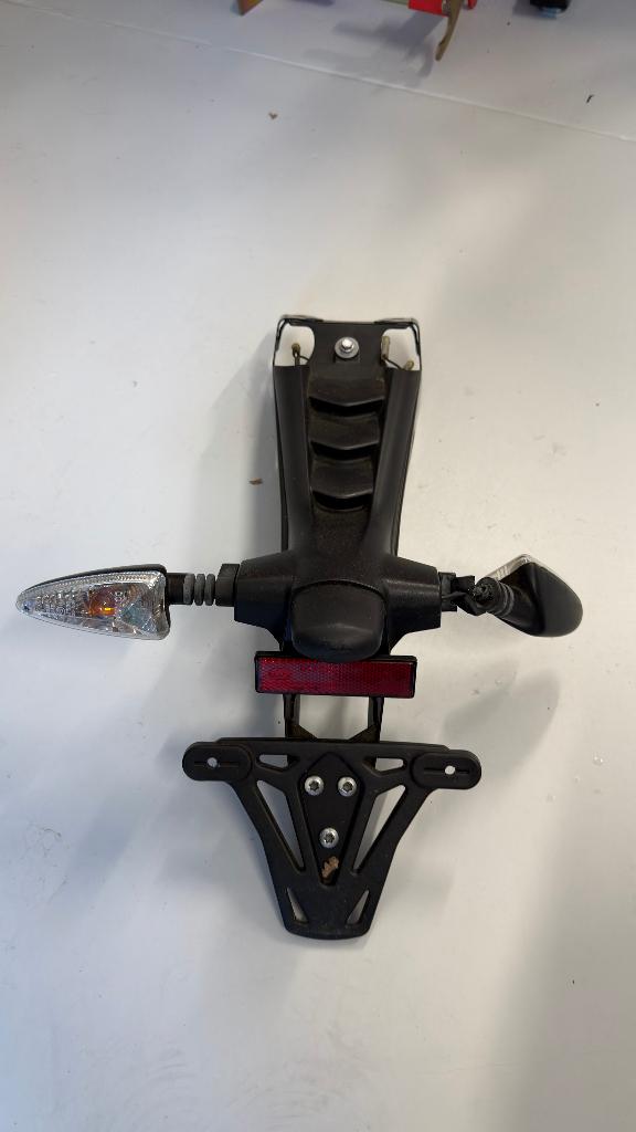 Triumph Speed Triple 1050 R plaathouder 2306982 2011-15, Ophalen of Verzenden