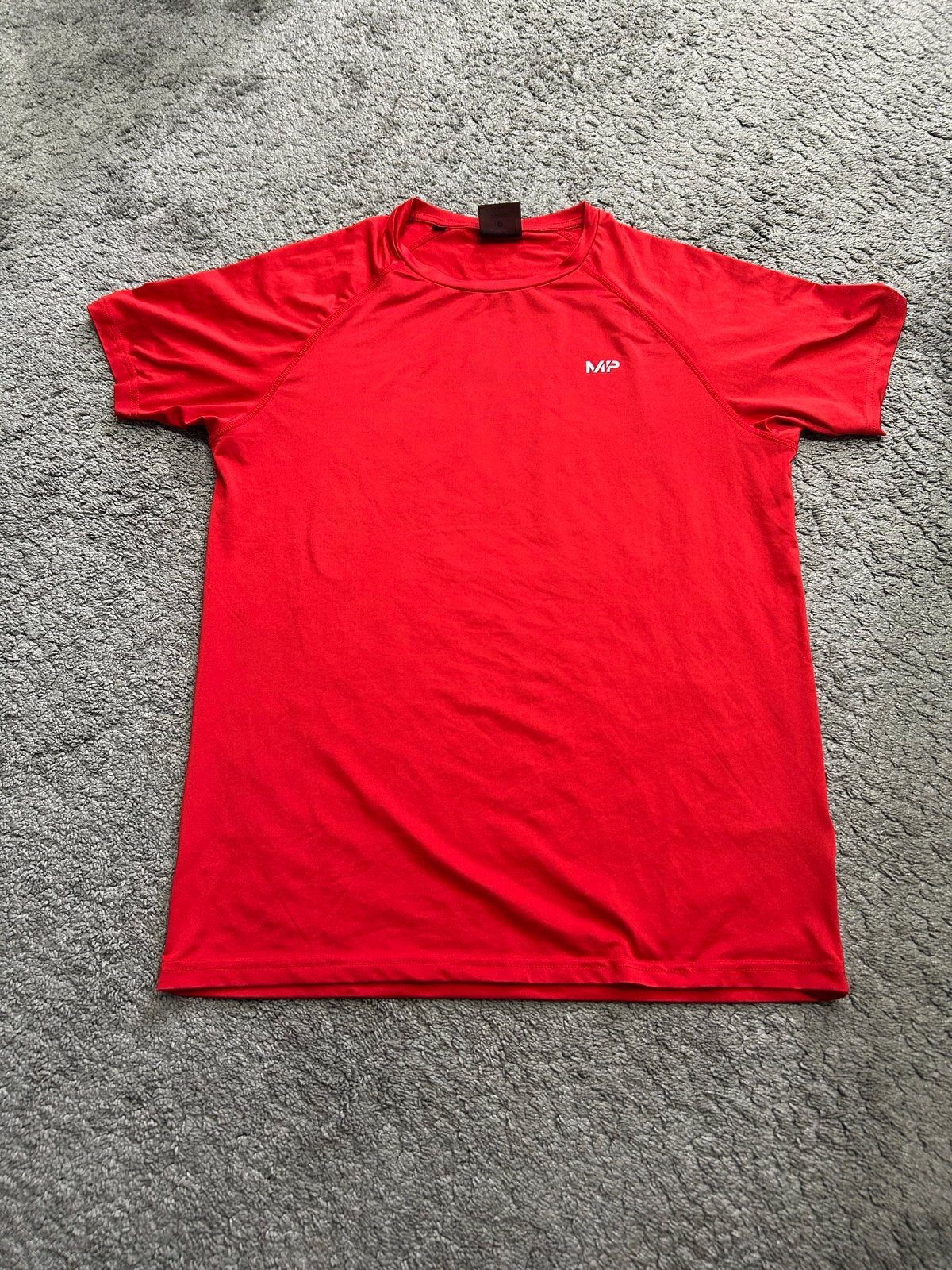 Myprotein Sportshirt Rood maatM- Nieuw (zonder prijskaartje), Fitness, Maat 48/50 (M), Nieuw, Ophalen of Verzenden