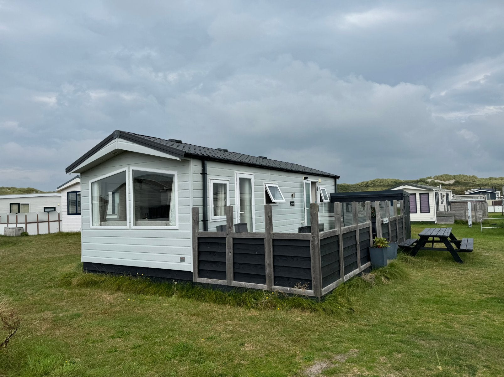 Mooi 4p chalet op camping Duinoord te huur VRIJ VA 15 AUG!, Speeltuin, Aan zee, Recreatiepark