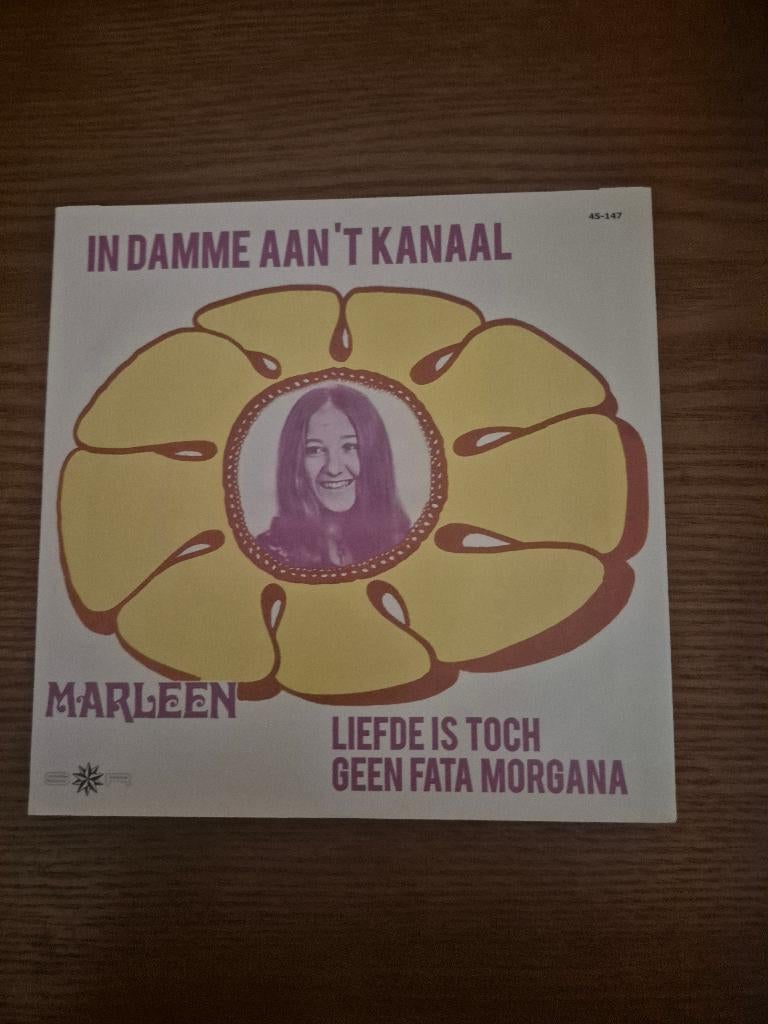 Marleen, Ophalen of Verzenden, Zo goed als nieuw, 7 inch, Levenslied of Smartlap