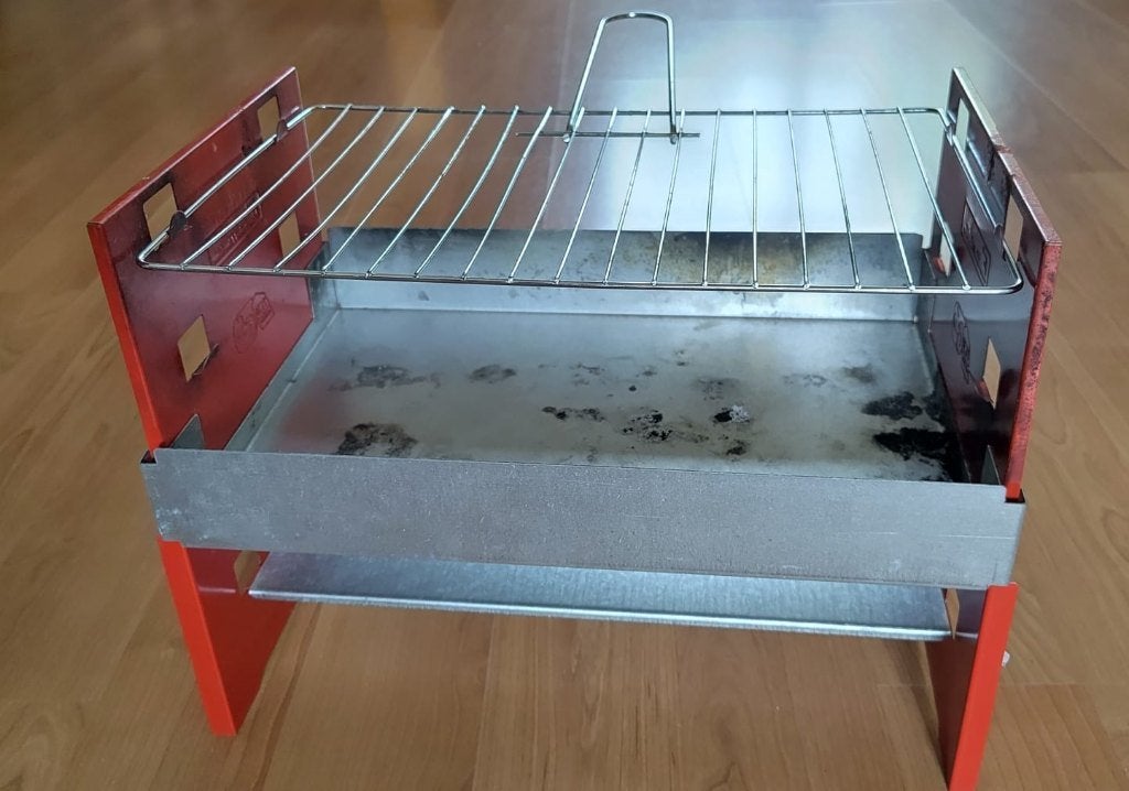 Compacte BBQ met accessoires - Ideaal voor onderweg!, Ophalen of Verzenden, Gebruikt, Onbekend, Met accessoires