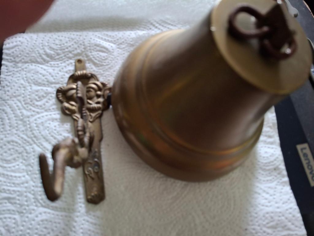 Antieke koperen bel met decoratieve haak, Antiek en Kunst, Antiek | Koper en Brons, Ophalen of Verzenden