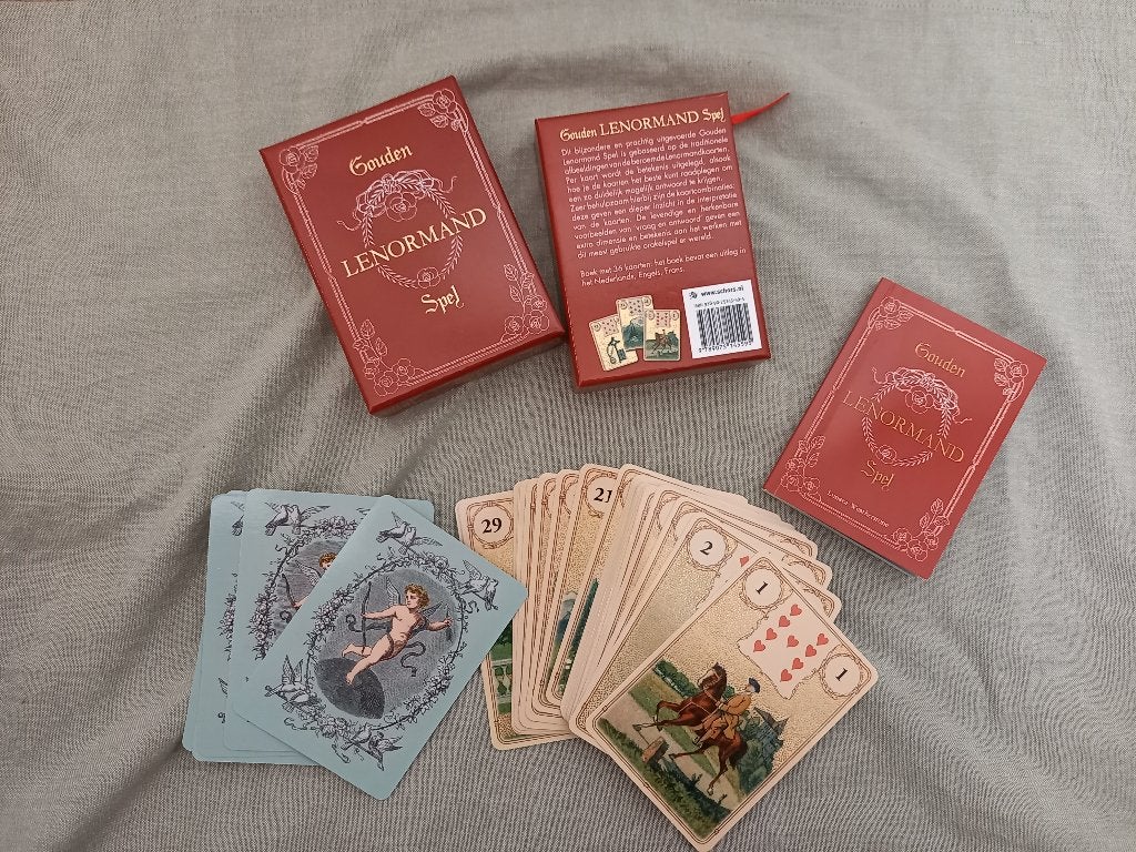 Kaartendeck Gouden Lenormand, Ophalen of Verzenden, Zo goed als nieuw, Tarot of Kaarten leggen, Overige typen