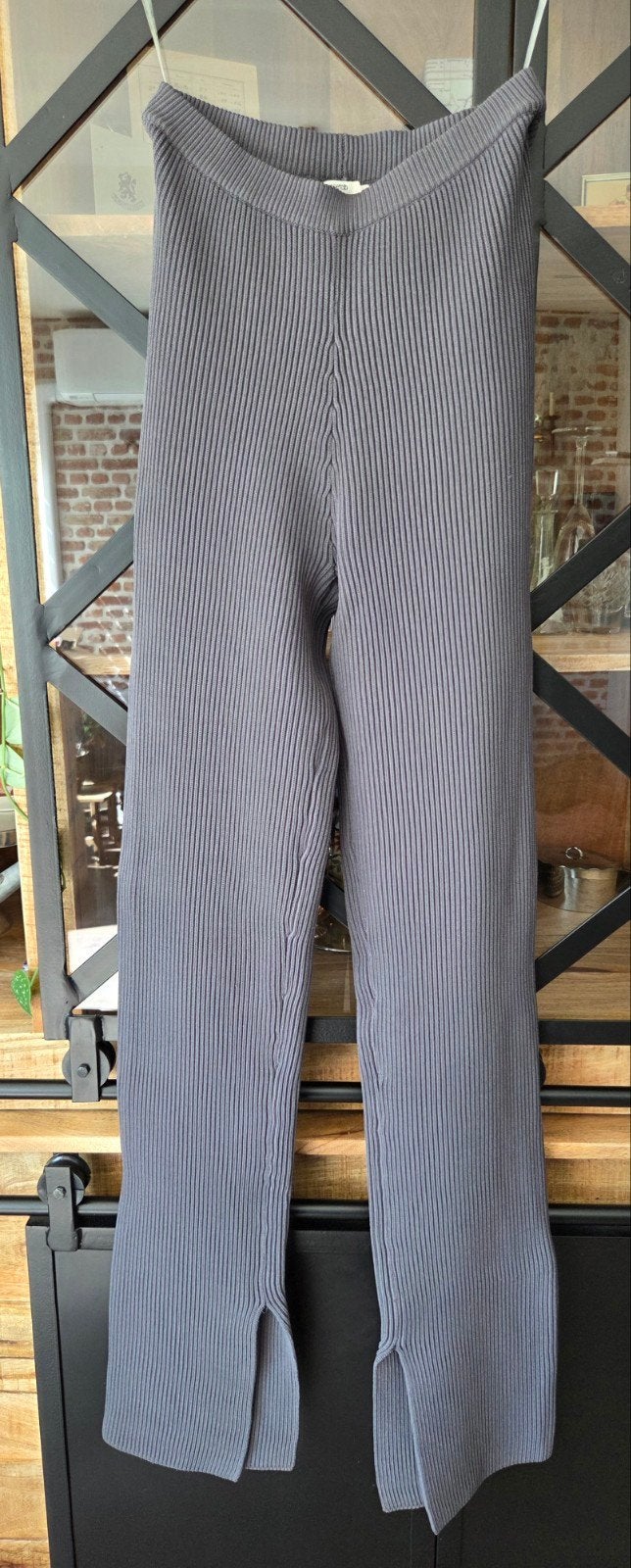 Nieuwe donkergrijze broek van House CB, Kleding | Dames, Ophalen of Verzenden