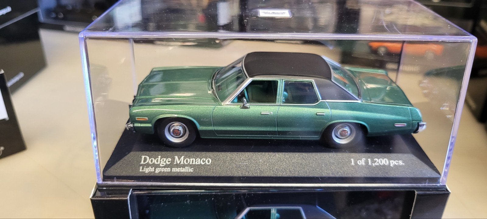 Minichamps 1974 Dodge Monaco, Ophalen of Verzenden, Nieuw, Auto, MiniChamps