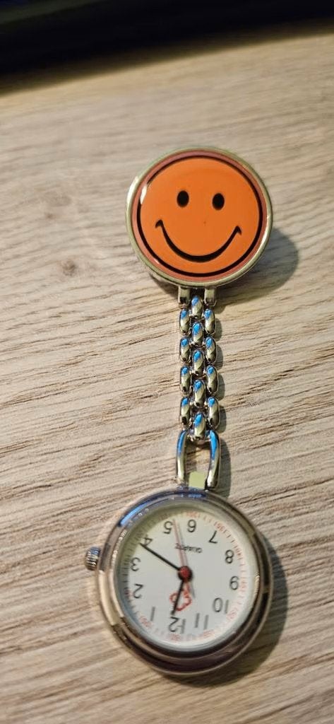 Twee handige klokjes voor (verpleeghuis)zorg, Ophalen of Verzenden, Nieuw