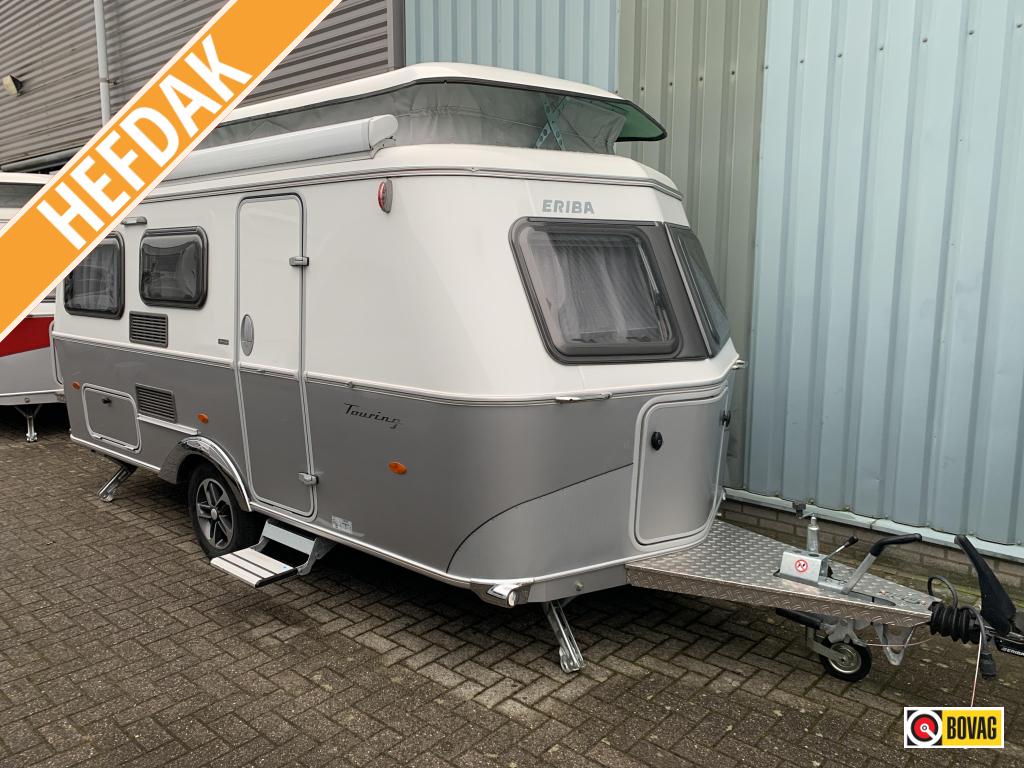 Eriba Touring Urban 530 Hordeur/Serv.luik/Luifel, Caravans en Kamperen, Caravans, Standaardzit, Bedrijf, 4 tot 5 meter, Eriba