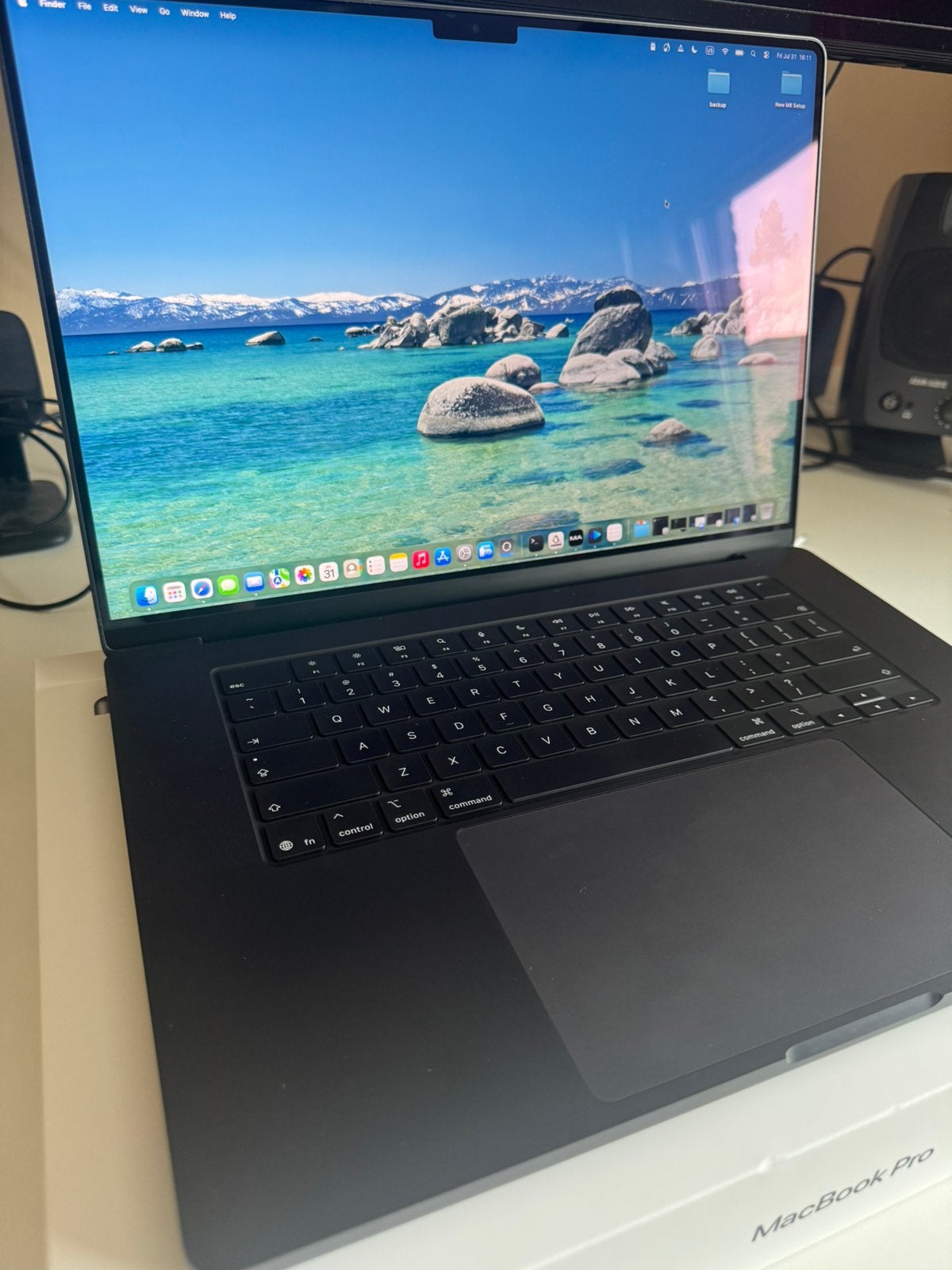 Apple Macbook Pro M5 Max! 64GB Ram/ 2 TB SSD met sleeve, 1 TB of meer, 64 GB of meer, Qwerty, Zo goed als nieuw