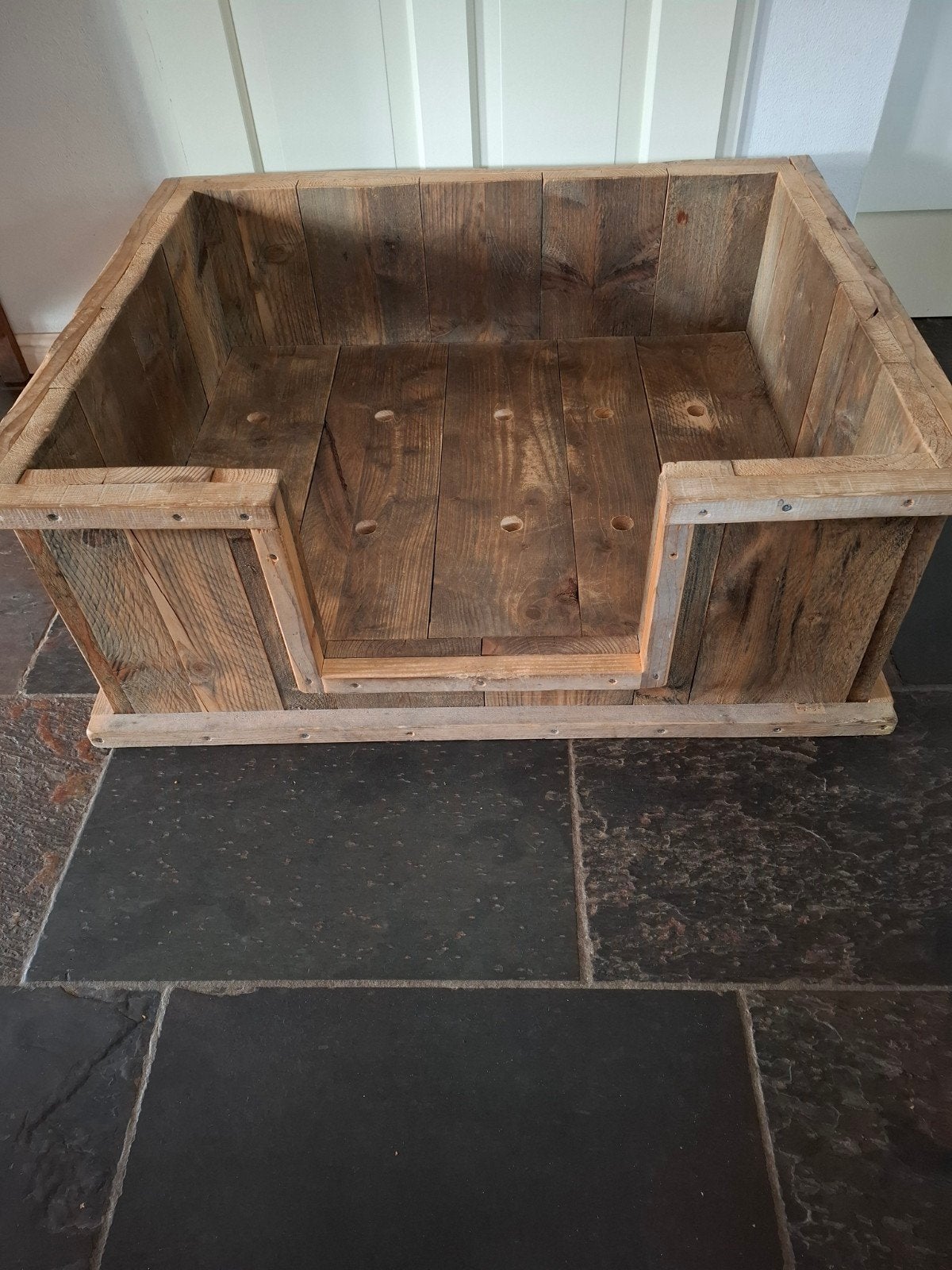 Robuuste steigerhout hondenmand XL  104 x 86 x 39 h, Dieren en Toebehoren, Ophalen, Gebruikt, Overige