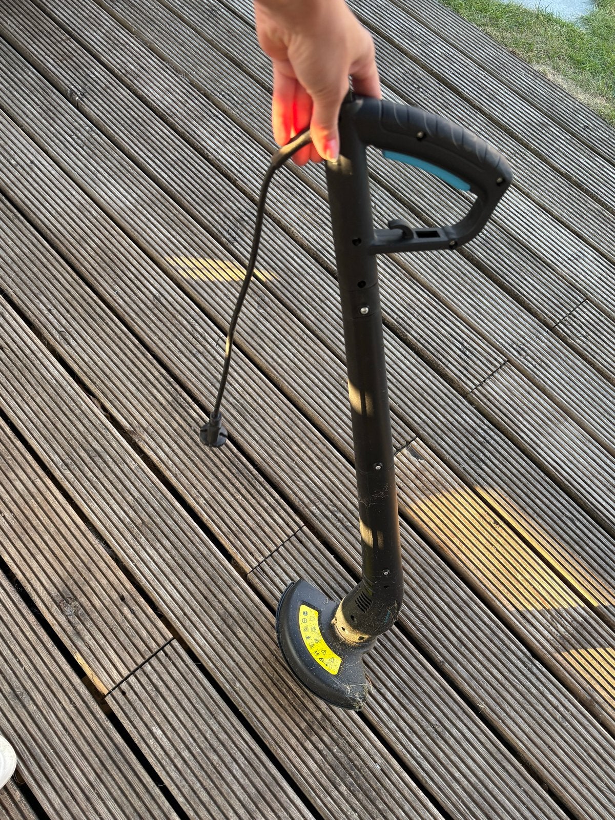Zo goed als nieuwe elektrische grastrimmer, Ophalen, Zo goed als nieuw, Elektrische grasmaaier
