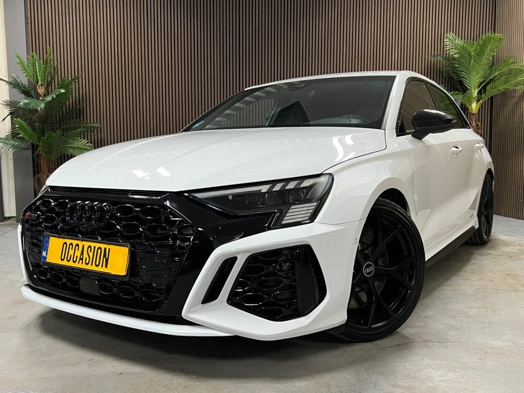 Audi RS3 2.5 TFSI RS 3 quatt. Duitse papieren (bj 2024), Automaat, Gebruikt, RS3, Wit