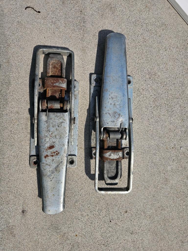 2x Aanhanger klemmen, Ophalen