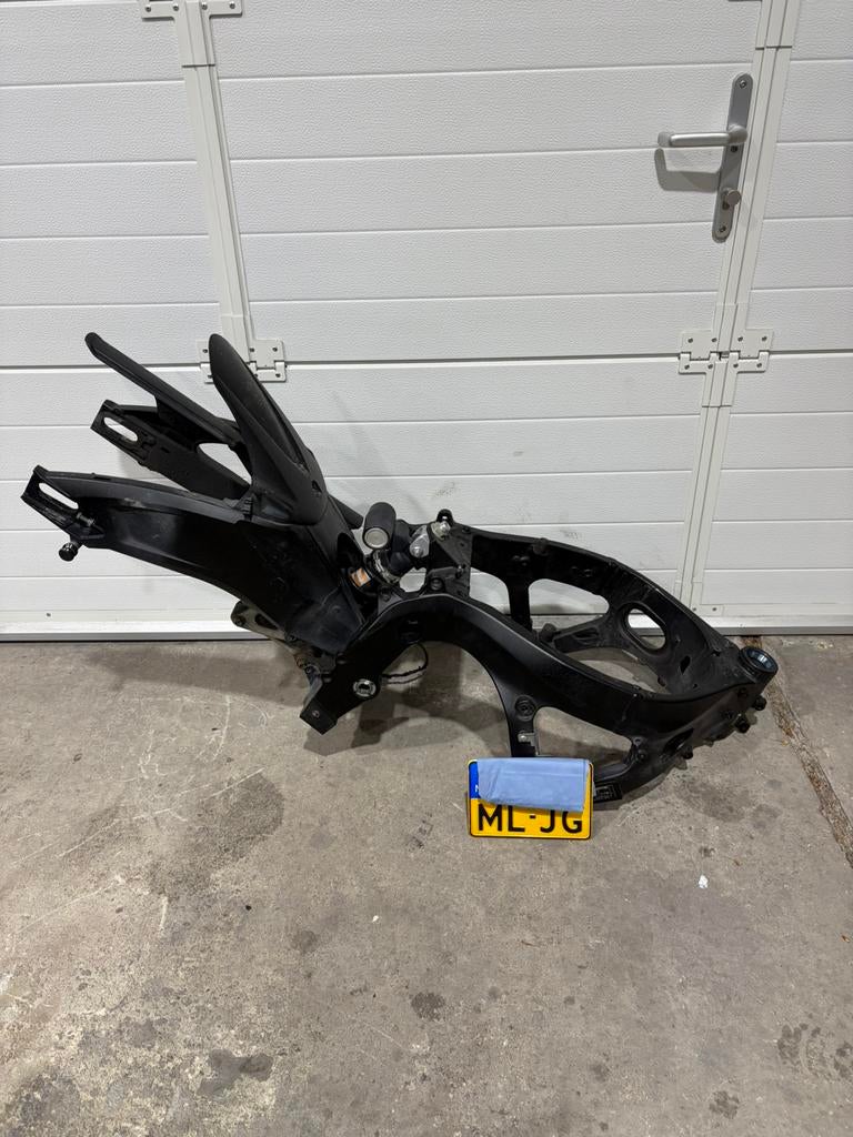 Suzuki Gsxr 600 L1/L2/L3/L4/L5 frame, Ophalen, Gebruikt