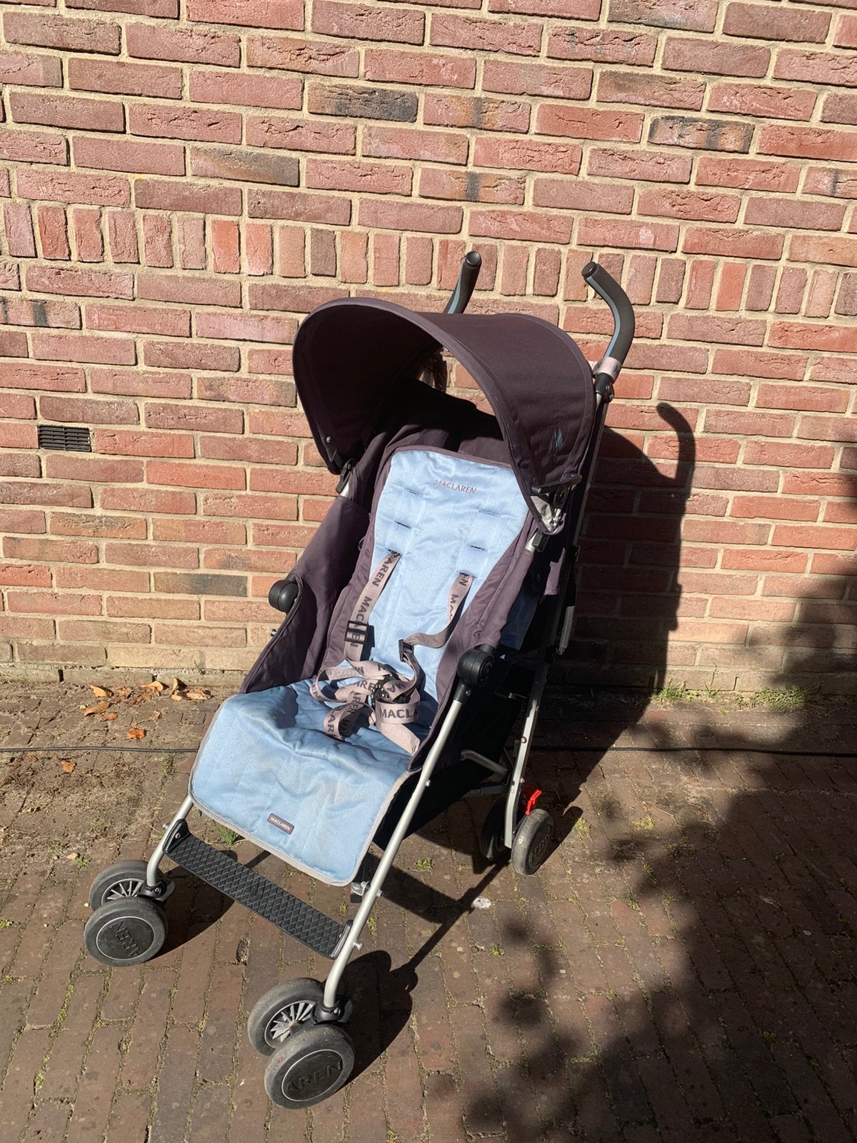 MacLaren Quest buggy incl regenhoes, Ophalen, Zo goed als nieuw, Maclaren, Verstelbare rugleuning