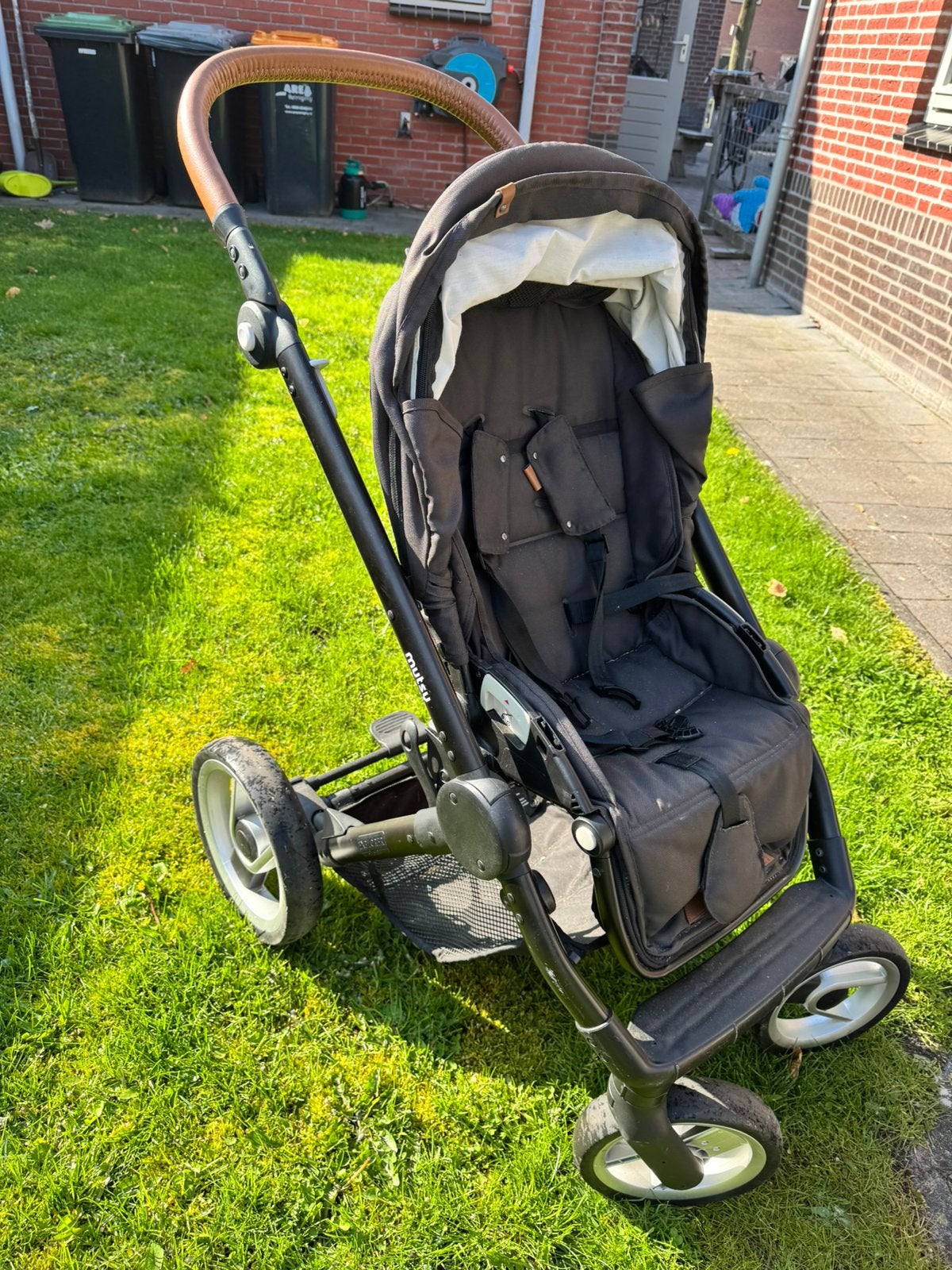 GRATIS Mutsy kinder/wandelwagen, Kinderen en Baby's, Buggy's, Ophalen, Zo goed als nieuw, Voetenzak