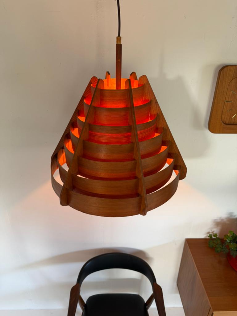 Vintage XL lamellen hanglamp, Hans Agne Jakobsson ‘60, Ophalen of Verzenden, Zo goed als nieuw, Hout, Vintage retro buisframe design rotan webbing papercord deens