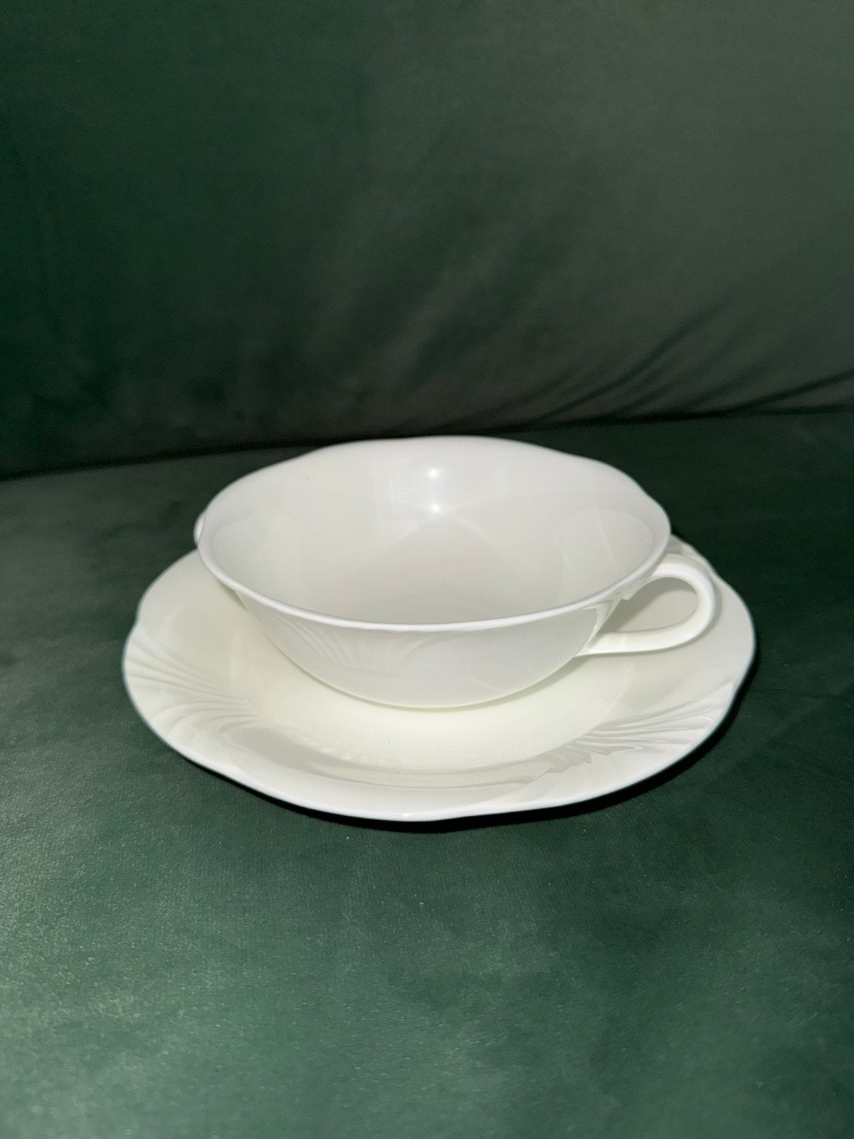 Villeroy & Boch Arco Weiss 8 kopjes+8 schotels 16-delige set, Villeroy & Boch, Ophalen of Verzenden, Zo goed als nieuw, Overige stijlen