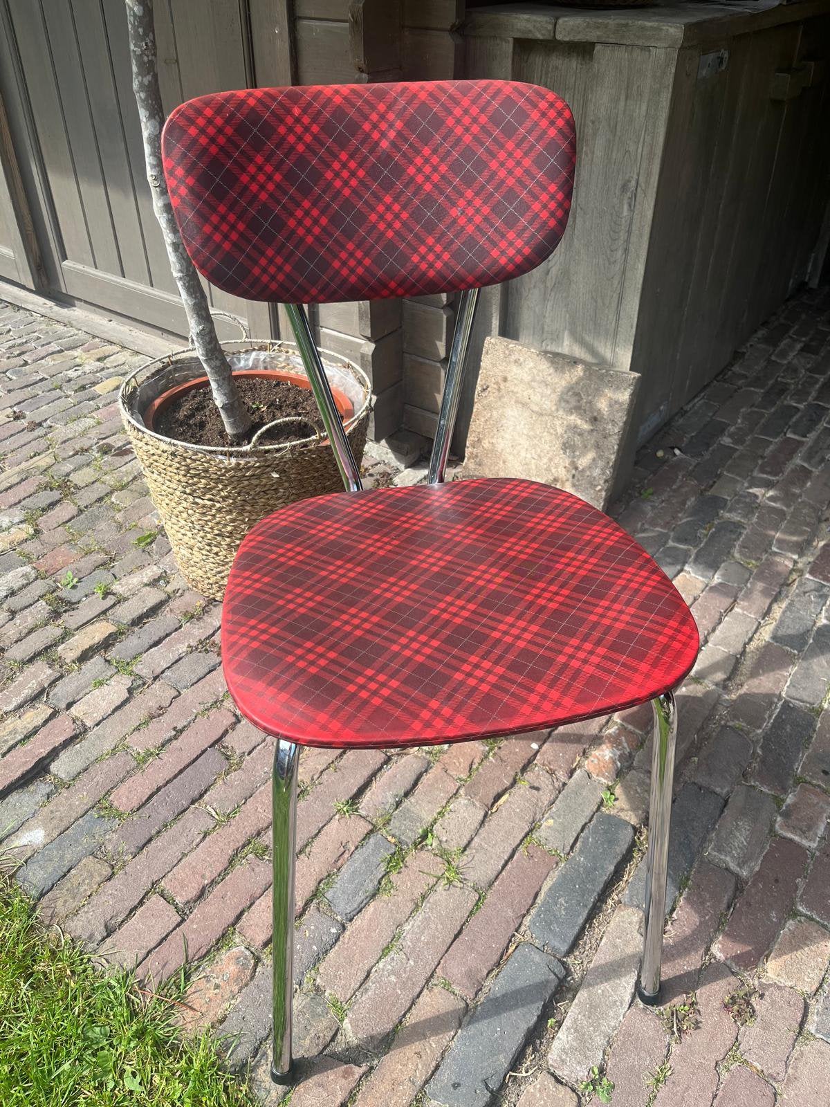 2x Retro stoel (jaren 70), 2 krukken, Ophalen of Verzenden, Zo goed als nieuw, 60 tot 90 cm