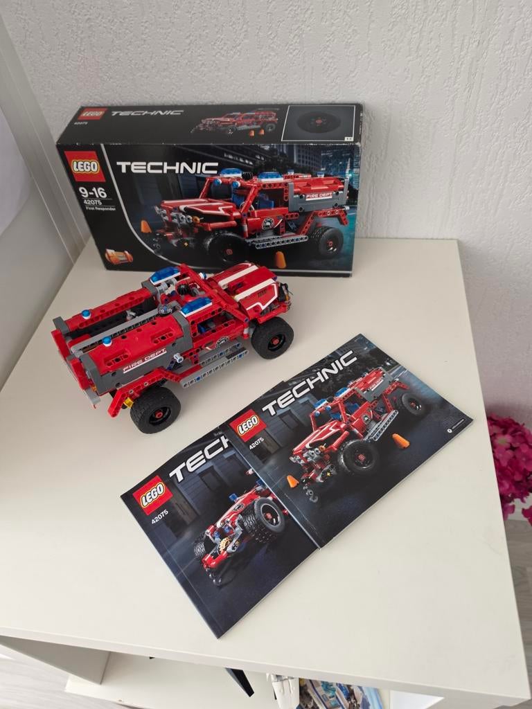 Lego technic brandweer auto 42075, Ophalen of Verzenden, Zo goed als nieuw, Overige merken