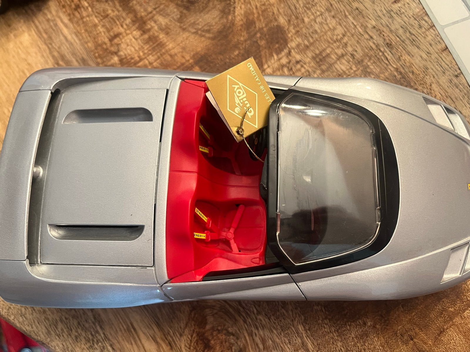 Ferrari Mythos 1/18 Modelauto - Zilver, Ophalen of Verzenden, Zo goed als nieuw, Auto, Overige merken