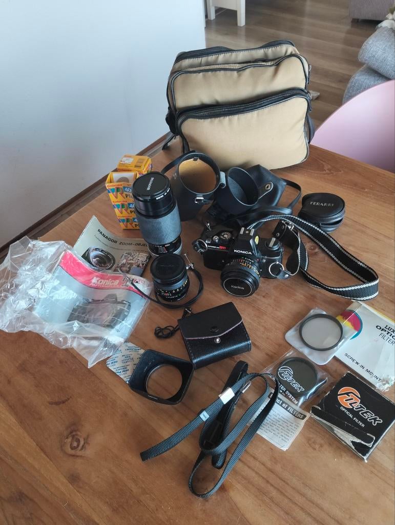 Konica Autoreflex TC met veel accessoires., Ophalen of Verzenden, Spiegelreflex, Konica
