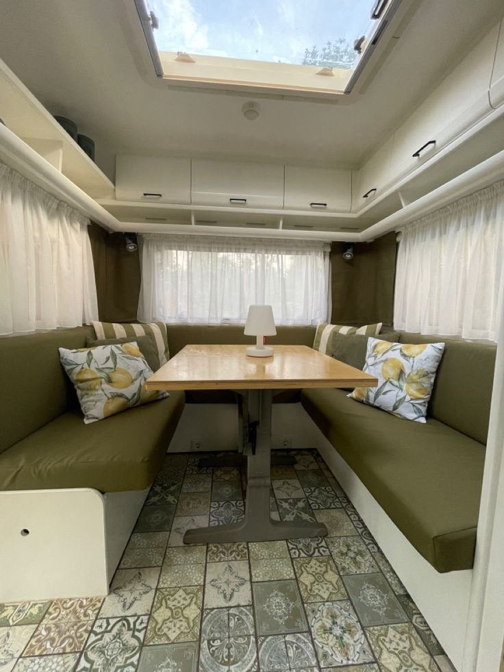 Camper/ caravan kussens opnieuw laten bekleden!, T, Nieuw, T, Ophalen of Verzenden