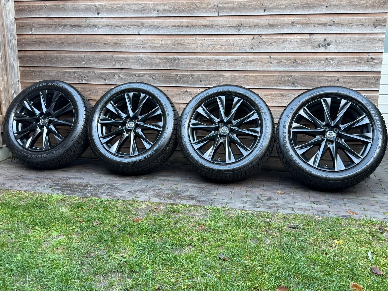 Orig Mazda CX-5 CX5 Black 19 inch velgen + ZGAN winterbanden, 19 inch, Gebruikt, Banden en Velgen, Personenwagen