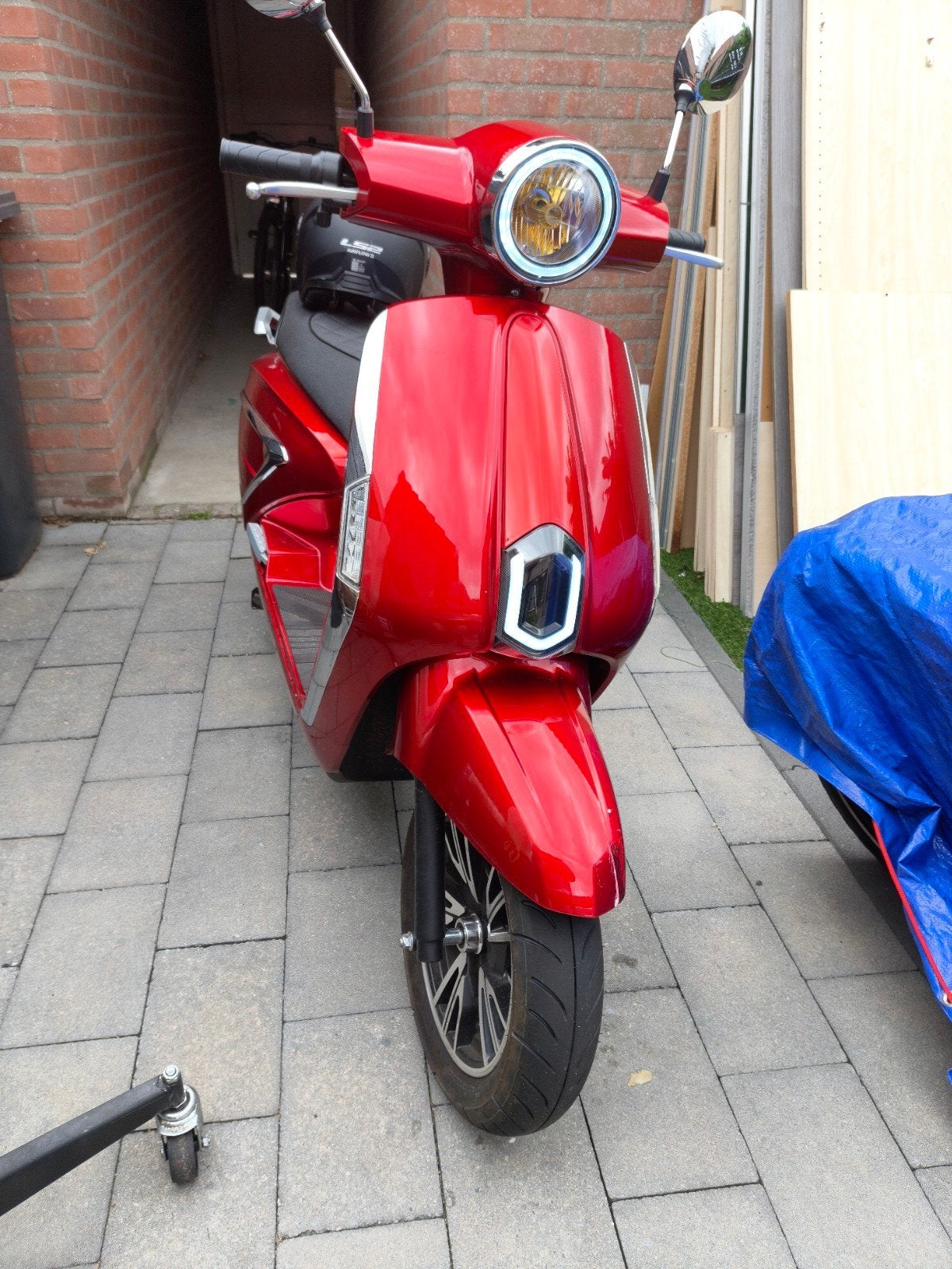 Rode elektrische scooter - Zo goed als nieuw, Ophalen of Verzenden, Zo goed als nieuw, Elektrisch, Overige merken