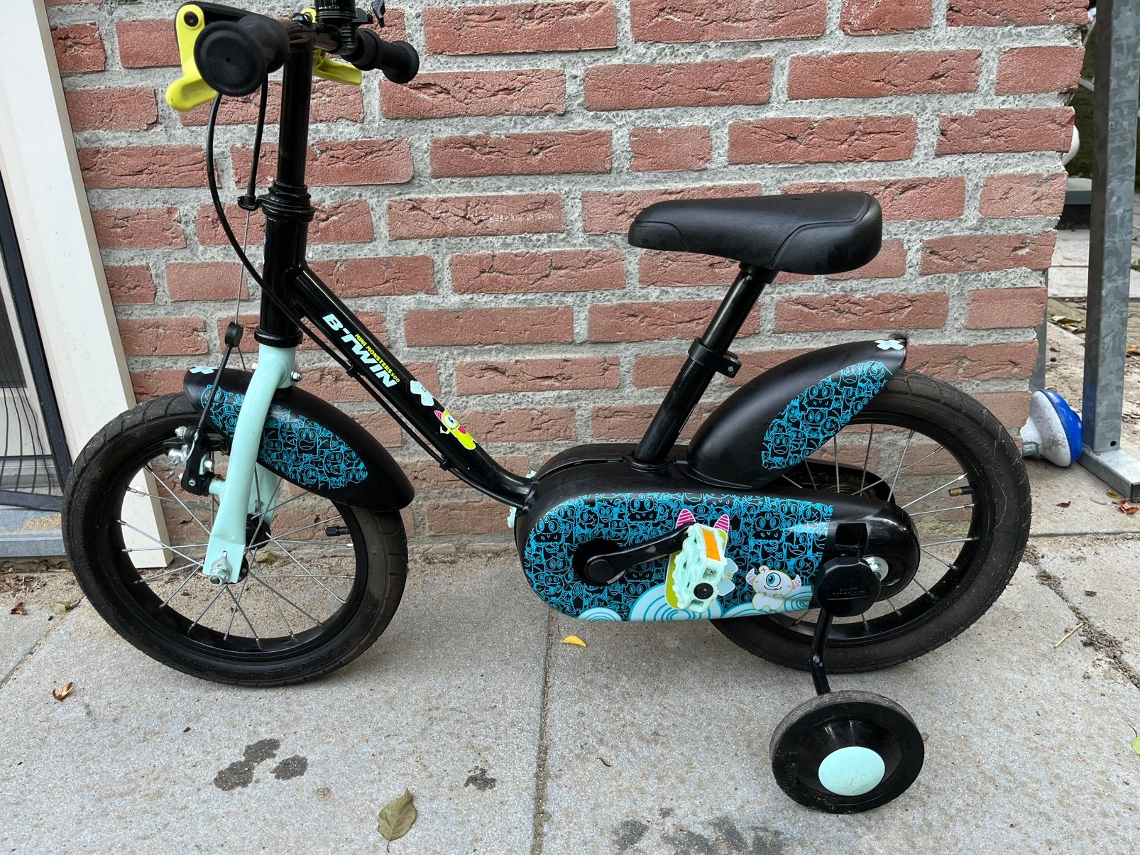 Btwin mini monsters 14” kinderfiets, Ophalen, Gebruikt, Minder dan 16 inch, Zijwieltjes