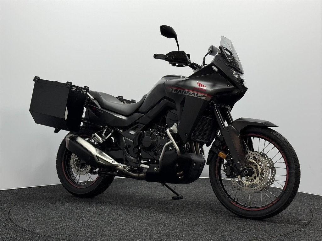 Honda XL 750 TRANSALP, Motoren, Bedrijf, Traction Control, Meer dan 35 kW, Toermotor
