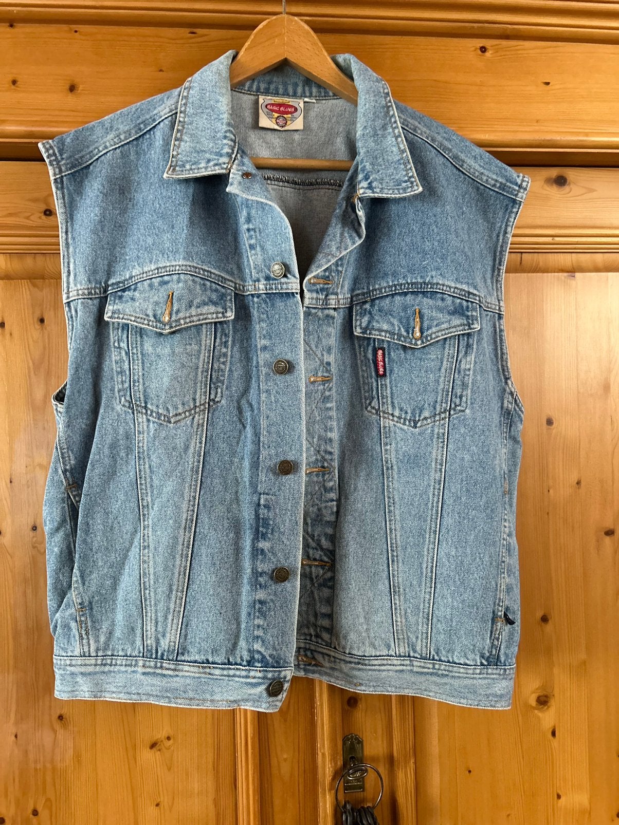 Mouwloos spijkerjack. XL. Basic Blues exclusive collection., Kleding | Heren, Ophalen of Verzenden